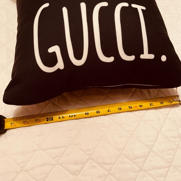 Unbranded pillow - Picture 3 of 4